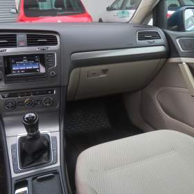 Foto inzerátu Volkswagen Golf 1.6 TDI