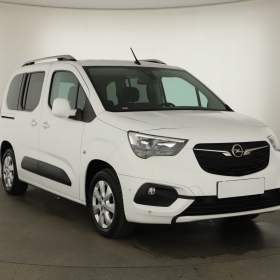 Fotka k inzerátu Opel Combo 1.5 CDTI / 19599140