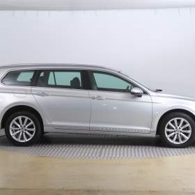Foto inzerátu Volkswagen Passat 2.0 TDI