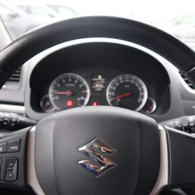 Foto inzerátu Suzuki Swift 1.2