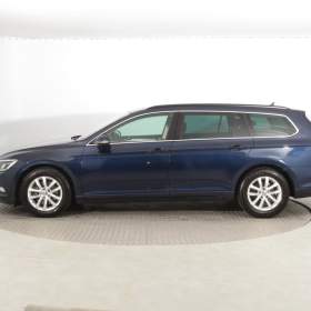 Foto inzerátu Volkswagen Passat 2.0 TDI
