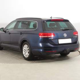 Foto inzerátu Volkswagen Passat 2.0 TDI