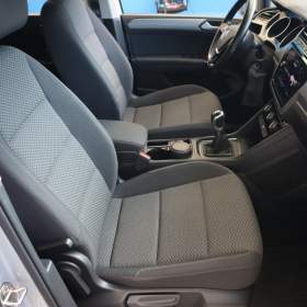 Foto inzerátu Volkswagen Touran 2.0 TDI