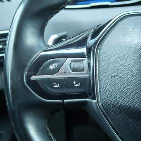 Foto inzerátu Peugeot 3008 1.5 BlueHDi