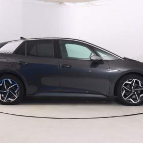 Foto inzerátu Volkswagen ID.3 1st (62 kWh)