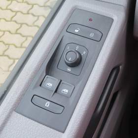 Foto inzerátu Volkswagen Transporter 2.0 TDI