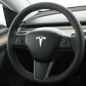 Foto inzerátu Tesla Model Y Long Range AWD 79kWh