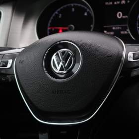 Foto inzerátu Volkswagen Golf 1.6 TDI
