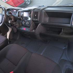 Foto inzerátu Citroën Jumper 2.2 BlueHDi