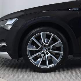 Foto inzerátu Škoda Superb 2.0 TDI