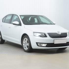 Fotka k inzerátu Škoda Octavia 1.6 TDI / 19661978