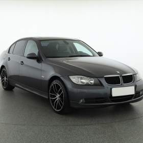 BMW Řada 3 320 i / 19663343