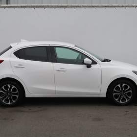 Foto inzerátu Mazda 2 1.5 16V