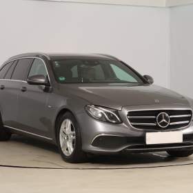 Foto inzerátu Mercedes-Benz Třídy E E 220 d