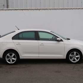 Foto inzerátu Škoda Rapid 1.0 TSI