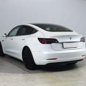 Foto inzerátu Tesla Model 3 Long Range 4WD 78kWh