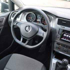 Foto inzerátu Volkswagen Golf 1.6 TDI