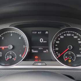 Foto inzerátu Volkswagen Golf 1.6 TDI