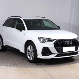 Audi Q3 40 TFSI / 19664654