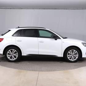 Foto inzerátu Audi Q3 40 TFSI