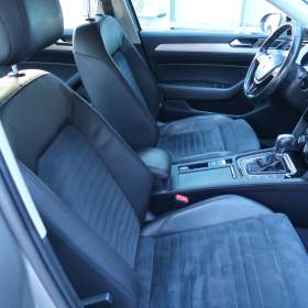 Foto inzerátu Volkswagen Passat 2.0 TDI