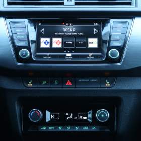 Foto inzerátu Škoda Fabia 1.0 TSI