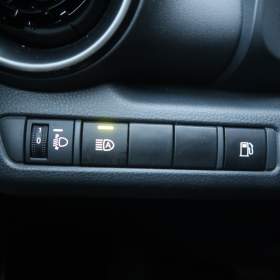 Foto inzerátu Toyota C-HR 1.8 Hybrid