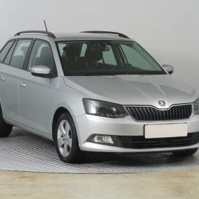 Fotka k inzerátu Škoda Fabia 1.0 TSI / 19555478