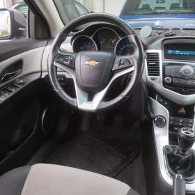 Foto inzerátu Chevrolet Cruze 1.6 i 16V