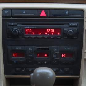 Foto inzerátu Audi A4 2.0 TDI