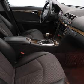 Foto inzerátu Mercedes-Benz Třídy E E 220 CDI