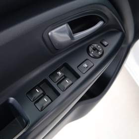 Foto inzerátu Kia Rio 1.4 CVVT