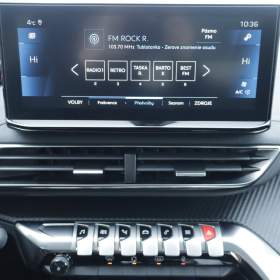 Foto inzerátu Peugeot 5008 PureTech 130