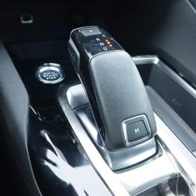 Foto inzerátu Peugeot 5008 PureTech 130