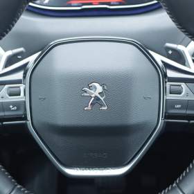 Foto inzerátu Peugeot 5008 PureTech 130