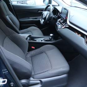 Foto inzerátu Toyota C-HR 1.8 Hybrid