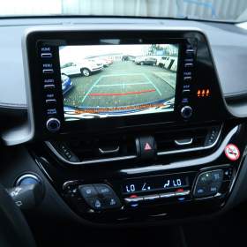 Foto inzerátu Toyota C-HR 1.8 Hybrid