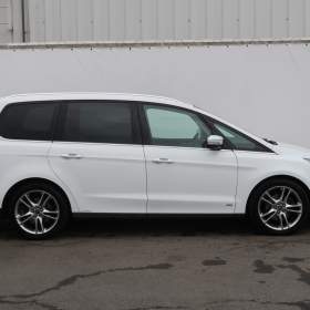 Foto inzerátu Ford Galaxy 2.0 EcoBlue