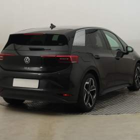 Foto inzerátu Volkswagen ID.3 1st (62 kWh)