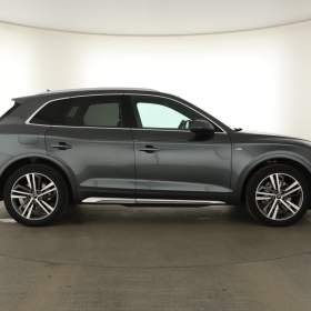 Foto inzerátu Audi Q5 40 TDI