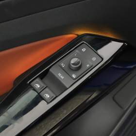 Foto inzerátu Volkswagen ID.4 Pro Perf. (82 kWh)