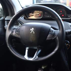 Foto inzerátu Peugeot 208 1.2 PureTech