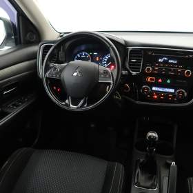 Foto inzerátu Mitsubishi Outlander 2.2 DI-D