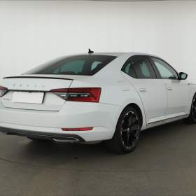 Foto inzerátu Škoda Superb 2.0 TSI