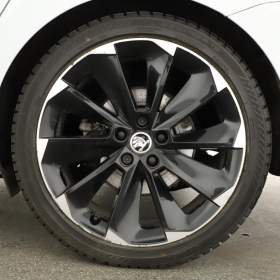 Foto inzerátu Škoda Superb 2.0 TSI