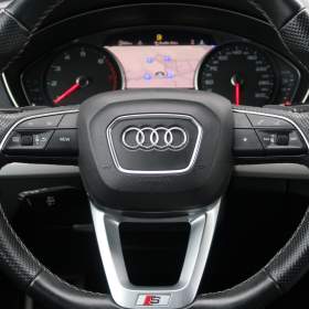 Foto inzerátu Audi Q5 Sportback 45 TFSI