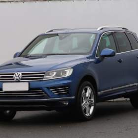 Foto inzerátu Volkswagen Touareg 3.0 TDI
