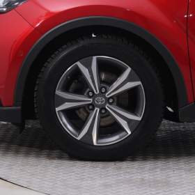 Foto inzerátu Toyota C-HR 1.8 Hybrid