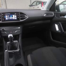 Foto inzerátu Peugeot 308 1.6 BlueHDi
