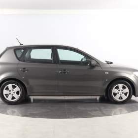 Foto inzerátu Kia Ceed 1.4 CVVT